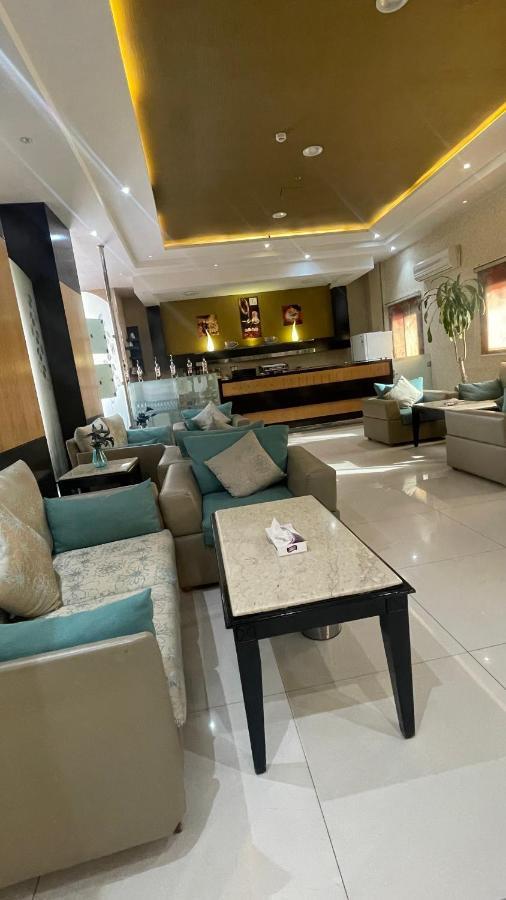 Aparthotel Tulip Al Rawdah Ar Riyad Esterno foto