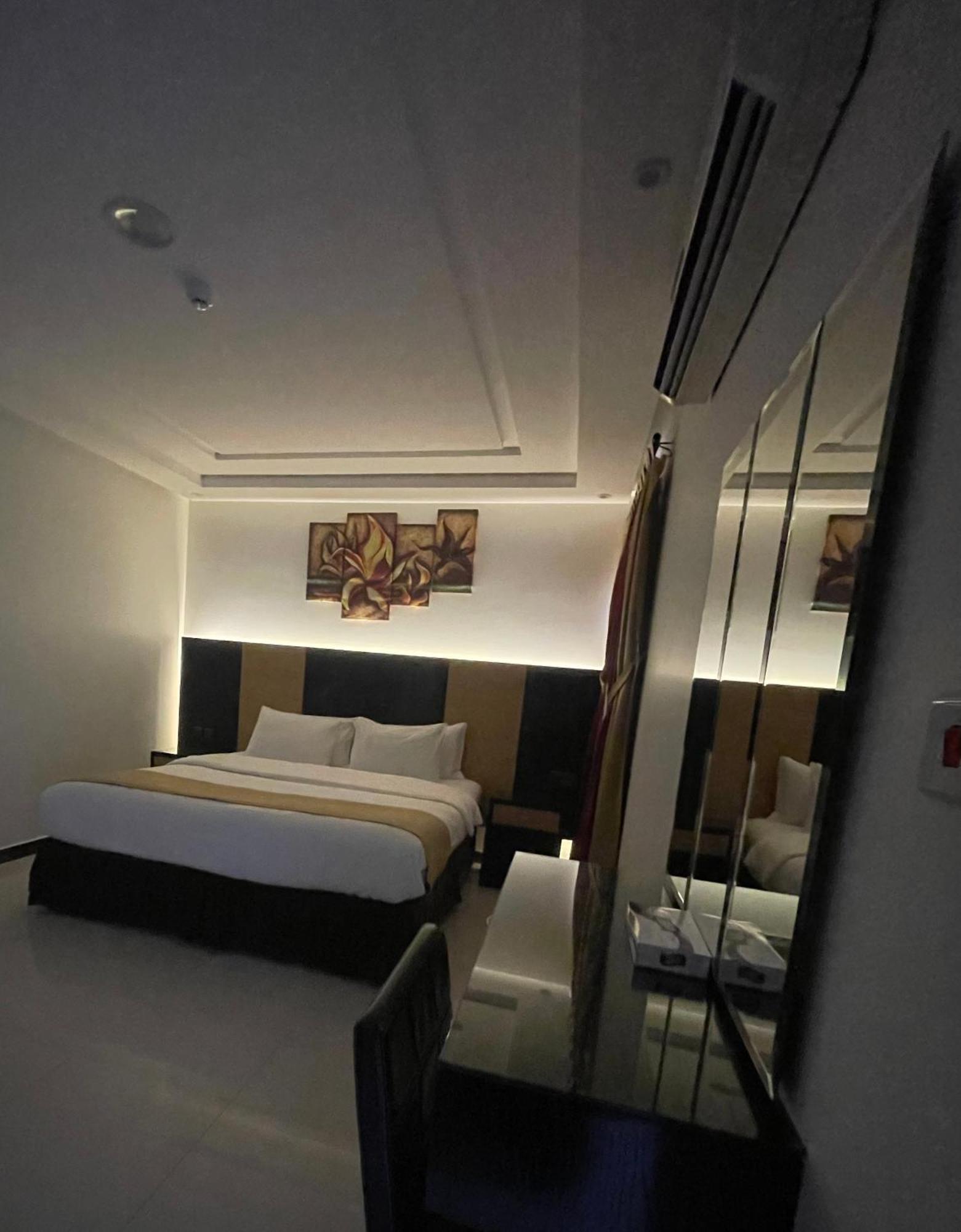 Aparthotel Tulip Al Rawdah Ar Riyad Esterno foto