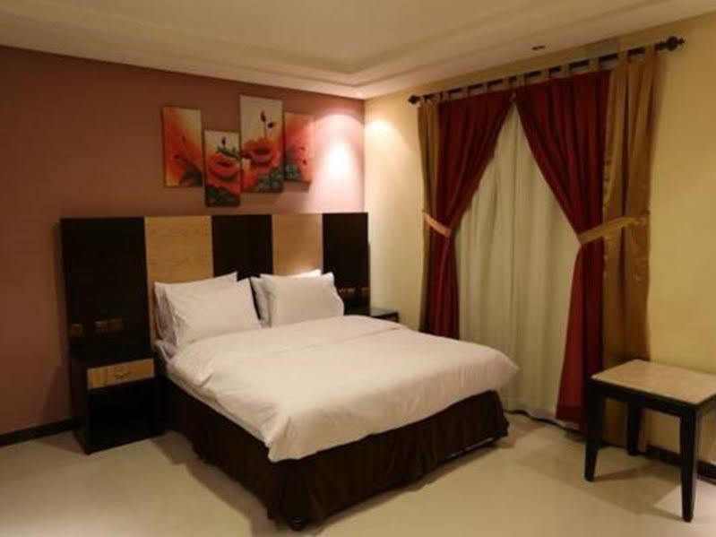 Aparthotel Tulip Al Rawdah Ar Riyad Esterno foto